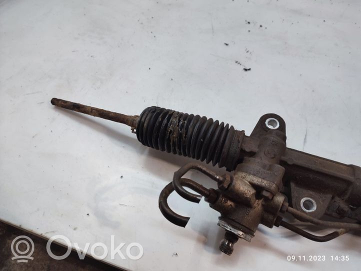 Hyundai Elantra Steering rack 