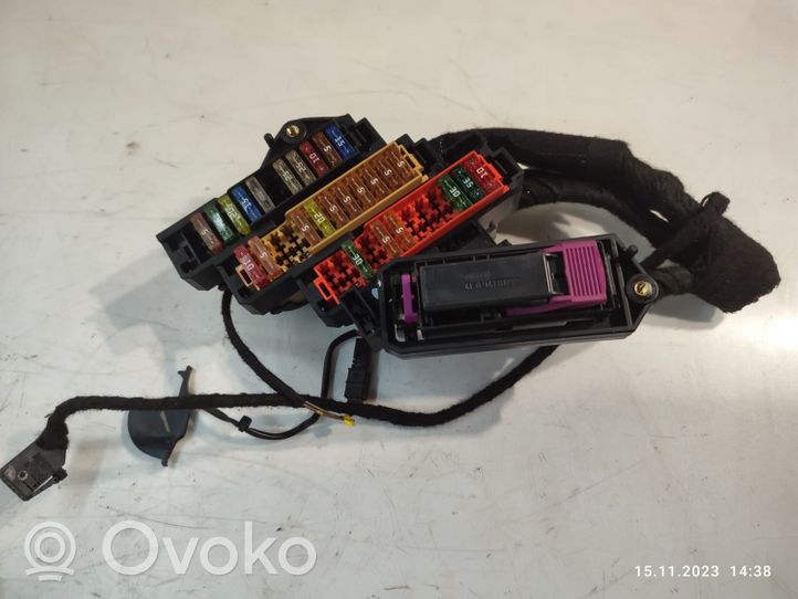 Audi Q7 4L Fuse module 4E0941817