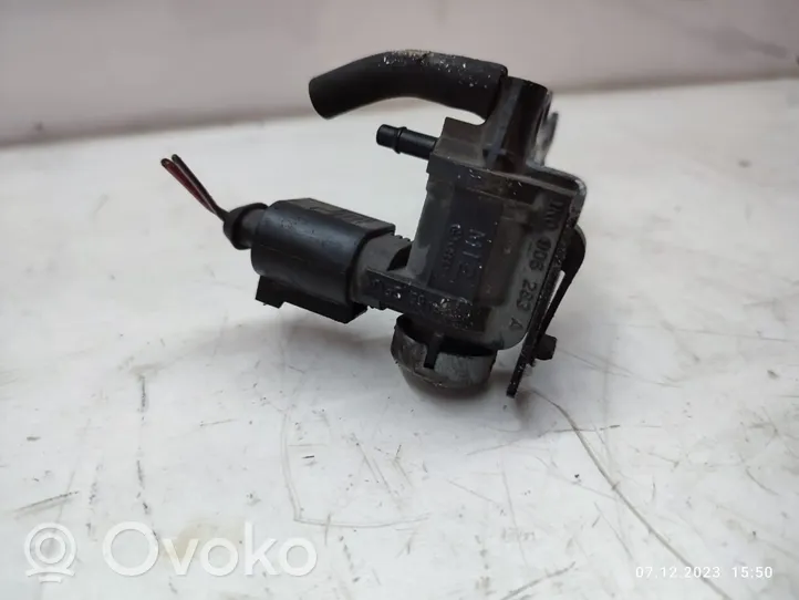 Volkswagen Touareg II Solenoidinis vožtuvas 1K0906283A