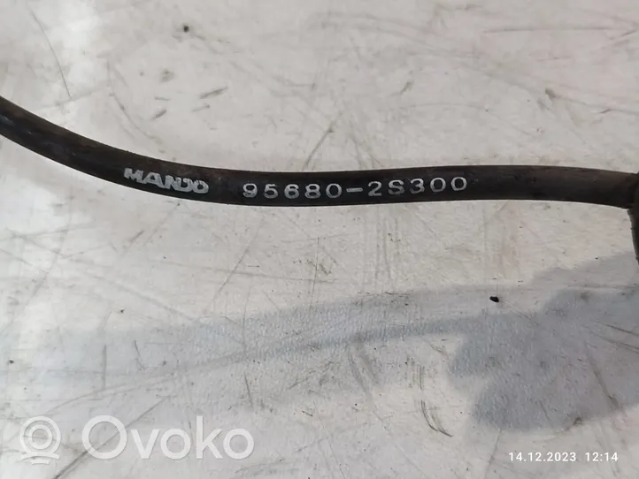 KIA Sportage Sensor de freno del ABS trasero 956802S300