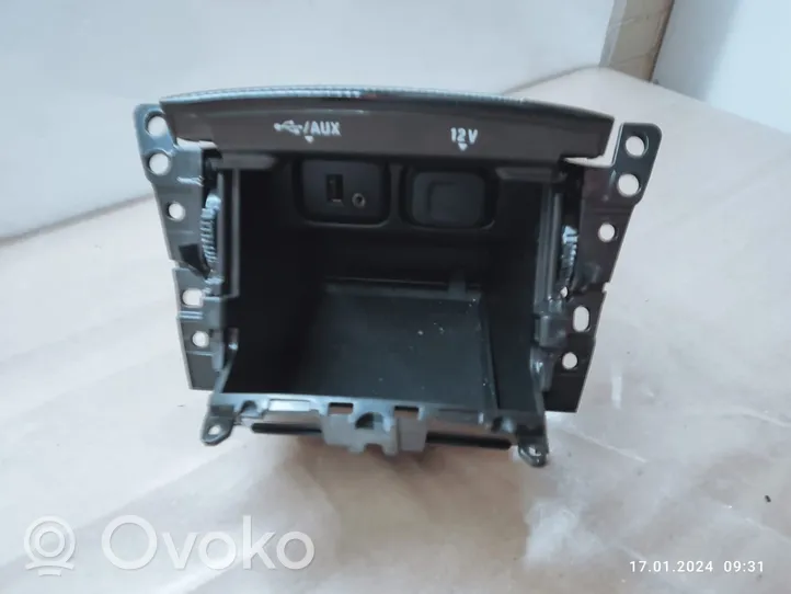 Opel Mokka X Glove box 42599062