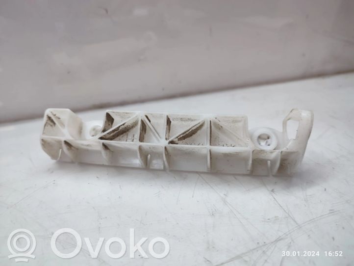 Peugeot 4007 Rear bumper mounting bracket, 8.00 € | RRR