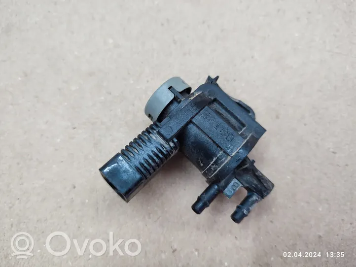 Audi Q5 SQ5 Turboahtimen magneettiventtiili 1K0906283A