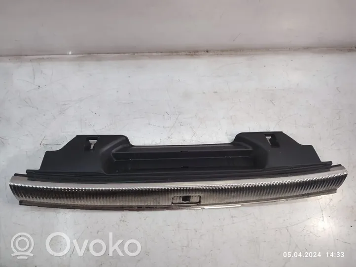 Audi Q5 SQ5 Osłona pasa bagażnika 8R0864513C