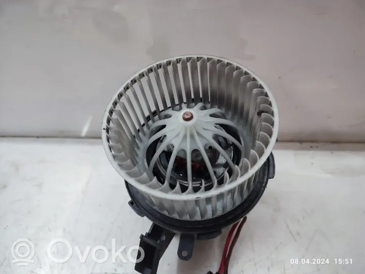 Audi Q5 SQ5 Ventola riscaldamento/ventilatore abitacolo 