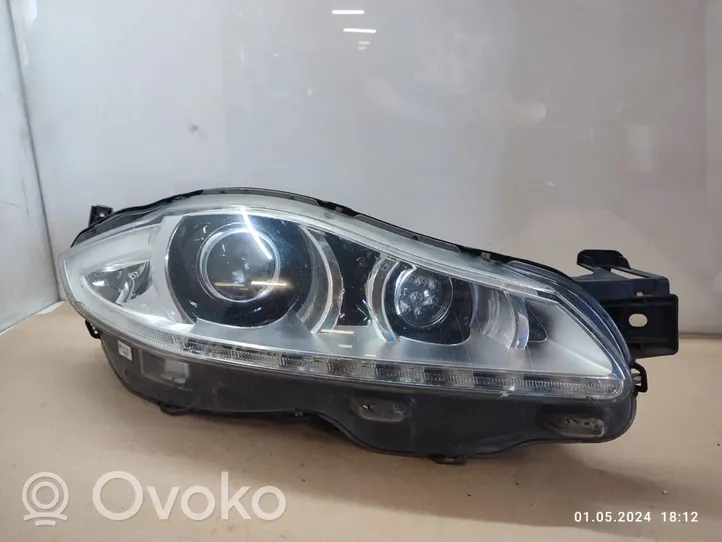 Jaguar XJ X351 Lampa przednia AW9313W029CD