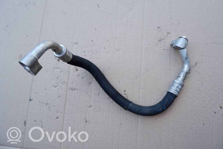 BMW 2 F46 Gaisa kondicioniera caurulīte (-es) / šļūtene (-es) 9209723