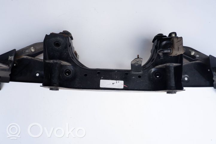 BMW 2 F46 Rama pomocnicza tylna 6862558