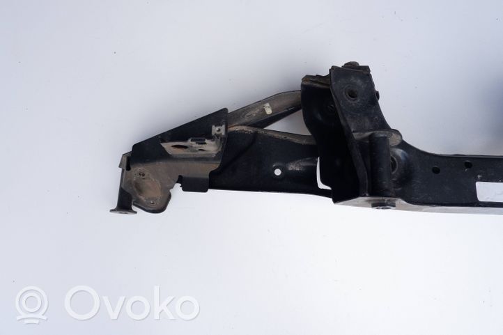 BMW 2 F46 Rama pomocnicza tylna 6862558