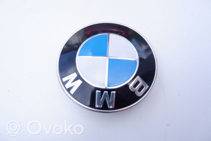 BMW X1 F48 F49 Mostrina con logo/emblema della casa automobilistica 7376339