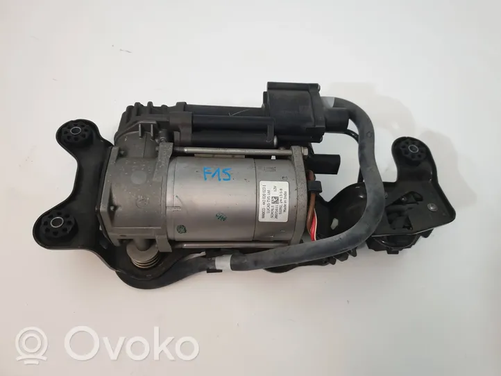 BMW X5 F15 Compresseur / pompe à suspension pneumatique 4430200231