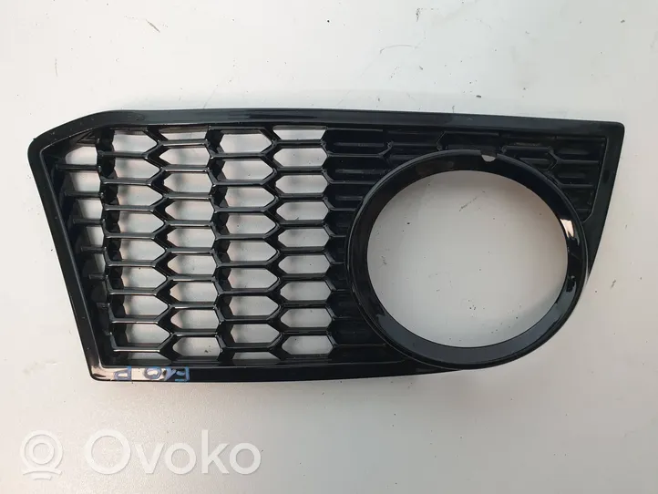 BMW 5 F10 F11 Front fog light trim/grill 7906198