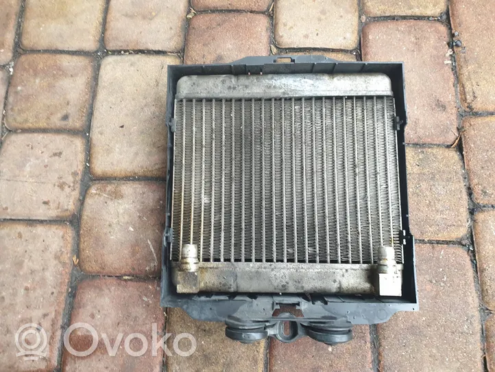 BMW 5 F10 F11 Engine oil radiator 7342002