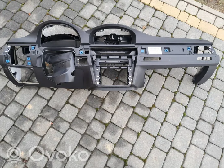 BMW 3 E92 E93 Dashboard 9120328