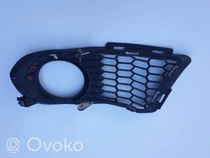 BMW 3 E92 E93 Grille antibrouillard avant 8038936