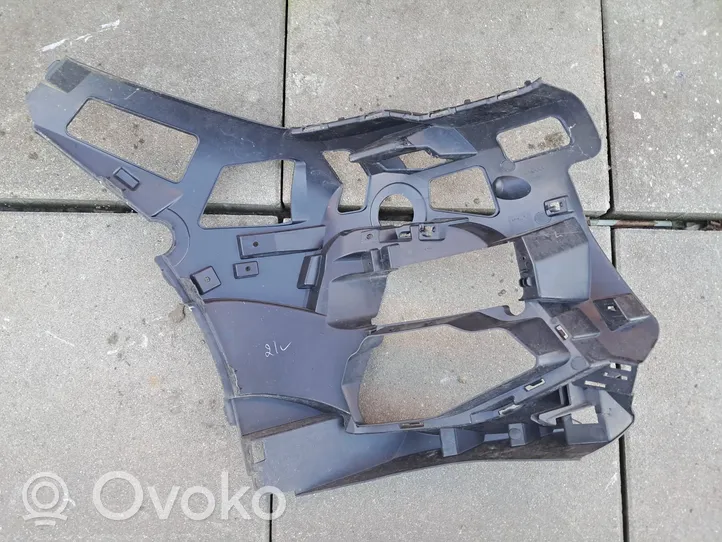 BMW 2 F44 Soporte del parachoques delantero 8075481