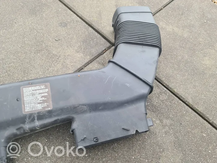 BMW 3 E92 E93 Air intake duct part 7541737