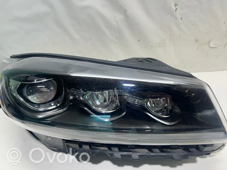 KIA Sorento Lampa przednia 