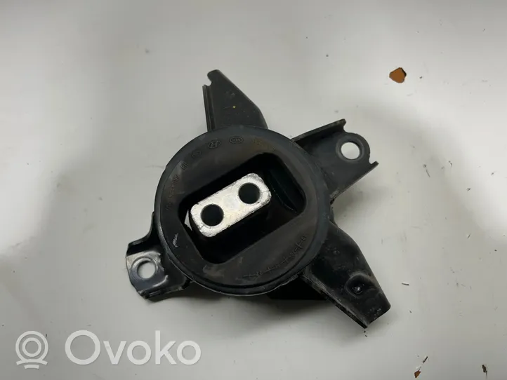 KIA Sorento Supporto di montaggio del motore 21830C5400