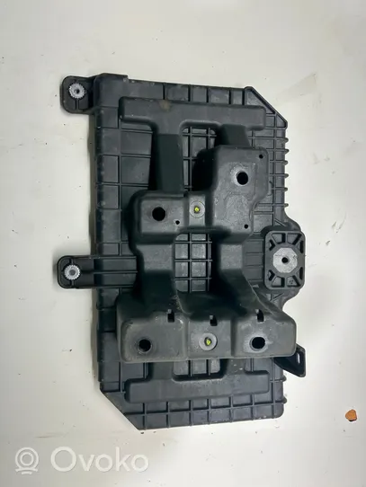 KIA Sorento Battery tray 37150C5002