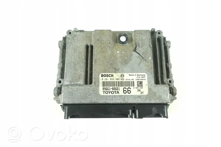 Toyota RAV 4 (XA40) Komputer / Sterownik ECU silnika 0281034606