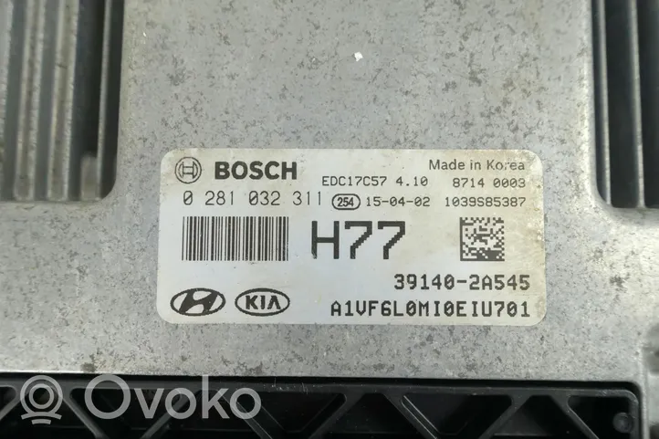 Hyundai i40 Komputer / Sterownik ECU silnika 0281032311