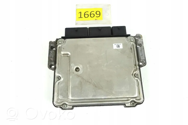 Opel Vivaro Galios (ECU) modulis 0281034037