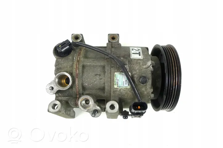 Hyundai i40 Ilmastointilaitteen kompressorin pumppu (A/C) F500-TFAAA05