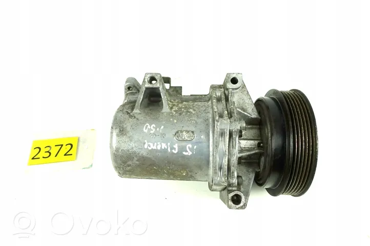 Renault Fluence Ilmastointilaitteen kompressorin pumppu (A/C) 8201025121B