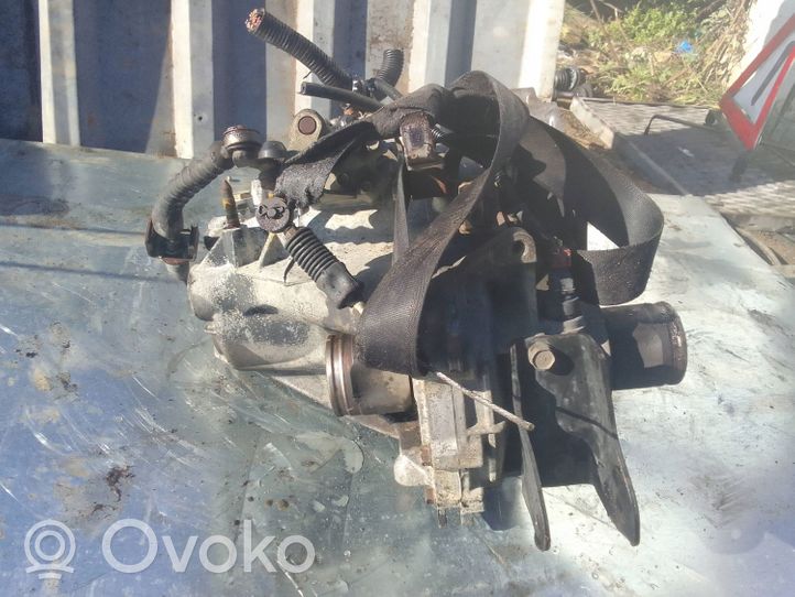 Mitsubishi Lancer Boîte de vitesses manuelle à 5 vitesses F5M411R8A