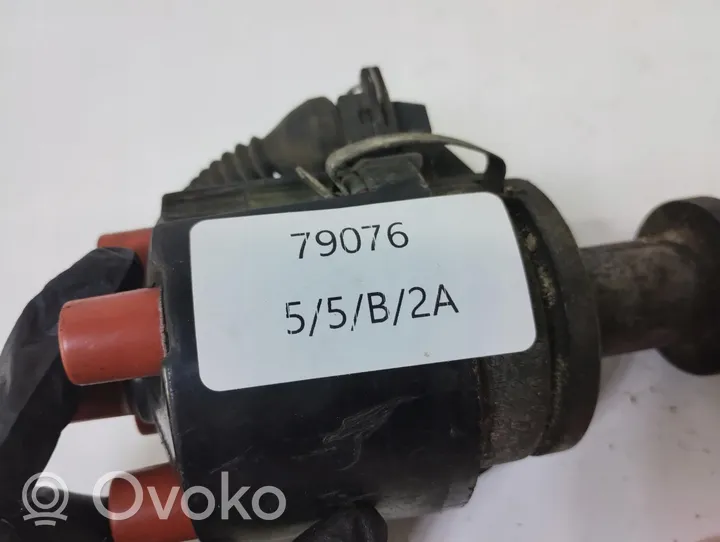 Audi A4 S4 B5 8D Tappo spinterogeno Spark 050905205AR