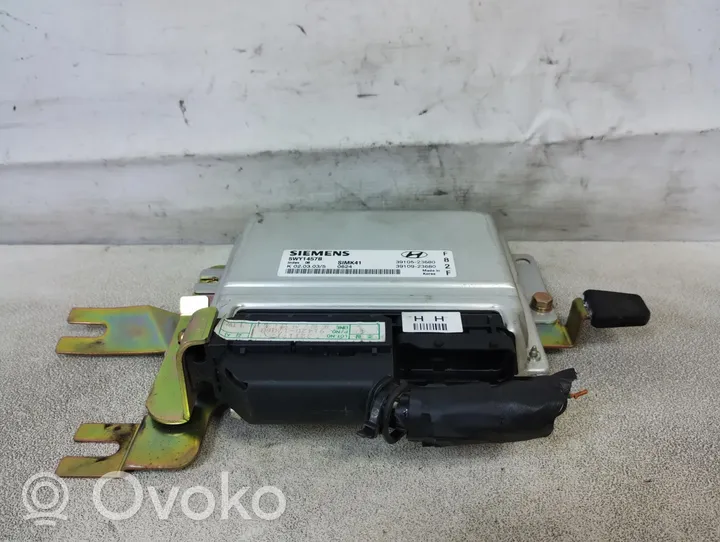 Hyundai Matrix Centralina/modulo motore ECU 39105-23680