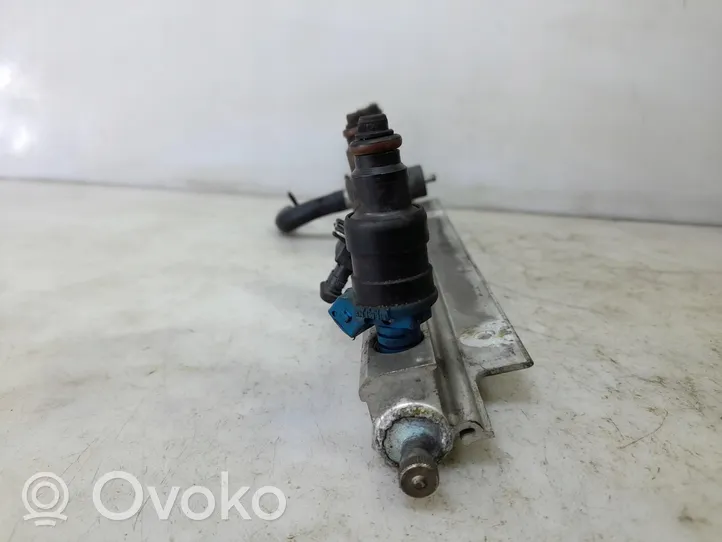 Volvo 850 Tuyau de conduite principale de carburant 3547794