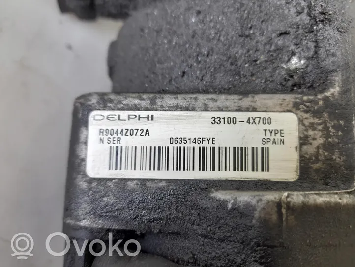 KIA Carnival Pompe d'injection de carburant à haute pression 33100-4X700