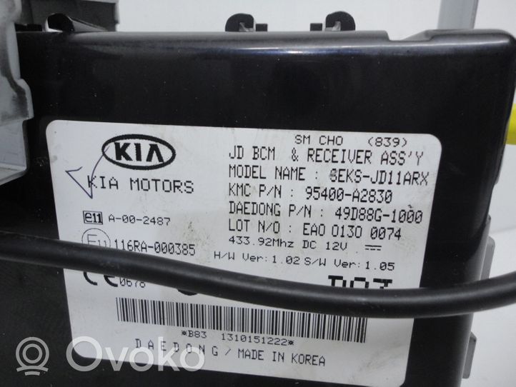 KIA Ceed Komputer / Sterownik ECU i komplet kluczy 39110-2BRBD