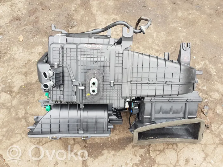 Hyundai i30 Scatola climatizzatore riscaldamento abitacolo assemblata 97200-A6020