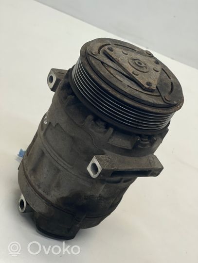 Opel Movano B Air conditioning (A/C) compressor (pump) 8200848916B