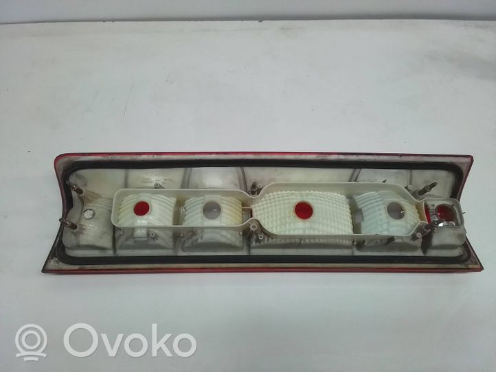 Iveco Daily 35.8 - 9 Rear/tail lights 69500591