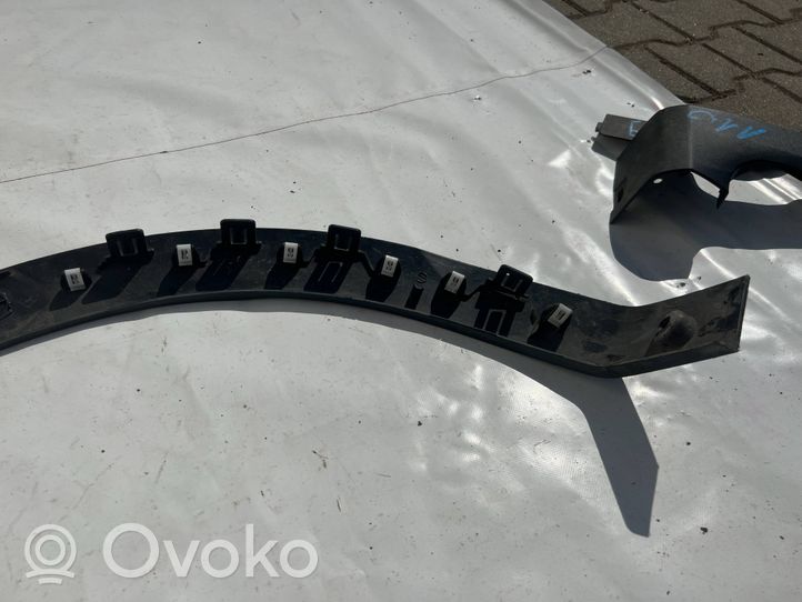 Citroen C4 III e-C4 Takalokasuojan koristelista 9831344780