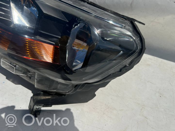 Ford Ranger Lampa przednia 