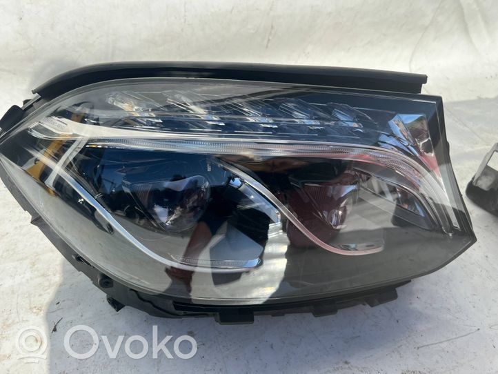 Mercedes-Benz GLS X166 Lampa przednia A1669064603