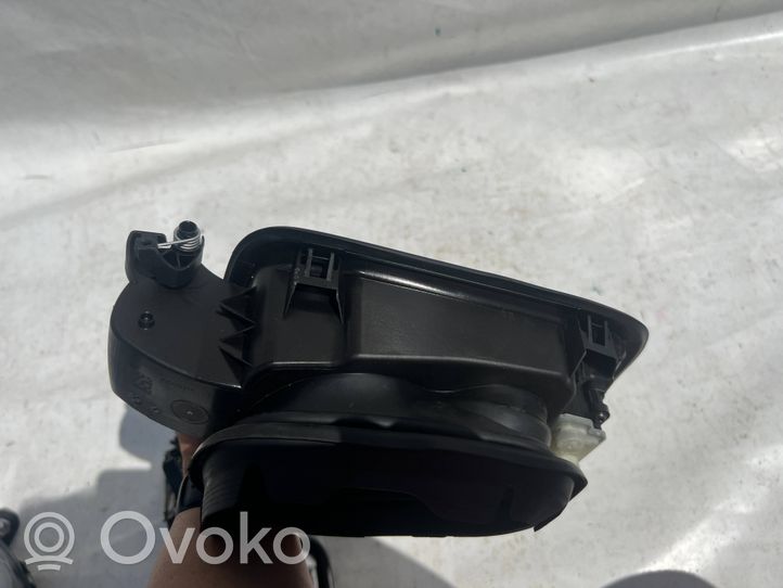 BMW 4 G22 G23 G24 G26 Klapka wlewu paliwa 142904-10