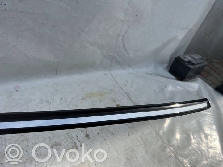 7312188 BMW X7 G07 Rear window tailgate spoiler, 117.65 € | RRR 