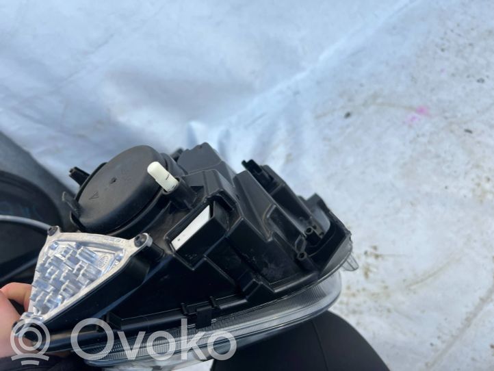 260609367R Dacia Duster II Scheinwerfer, 305.68 € | RRR