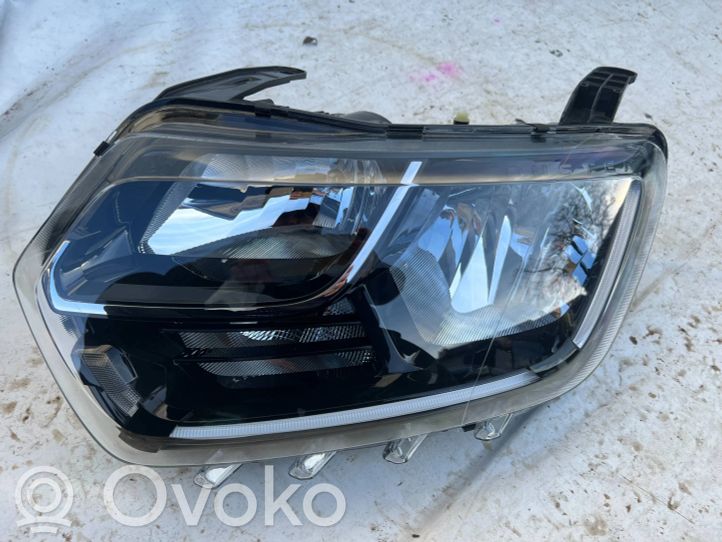 260609367R Dacia Duster II Scheinwerfer, 305.68 € | RRR