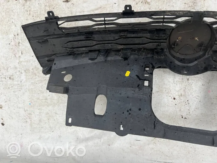 Fiat Talento Maskownica / Grill / Atrapa górna chłodnicy 623106388R