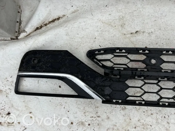 Volkswagen Amarok Front bumper lower grill 2H6853677A