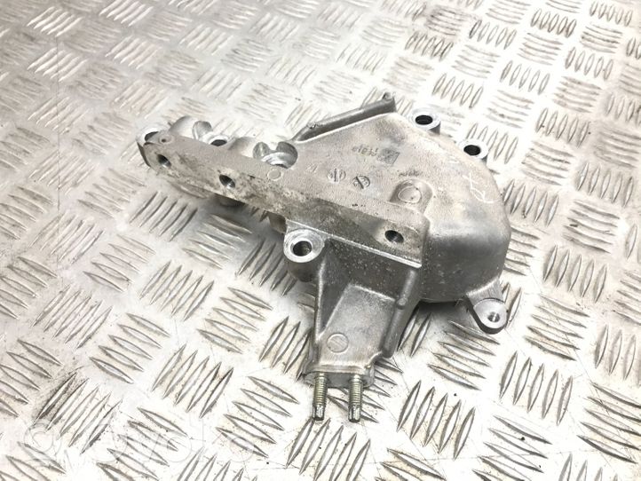 Lexus RX 450H Engine mounting bracket AE3181173