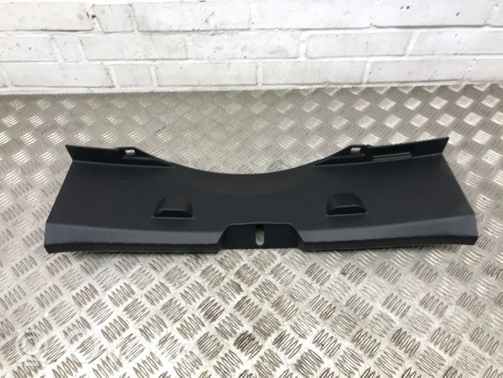 Toyota Yaris Rivestimento di protezione sottoporta del bagagliaio/baule 583870D090