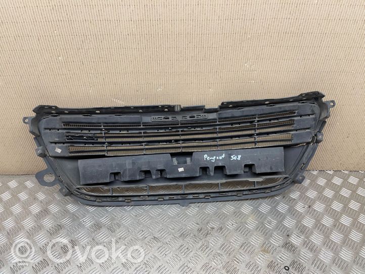 Peugeot 508 Front grill 9686571877